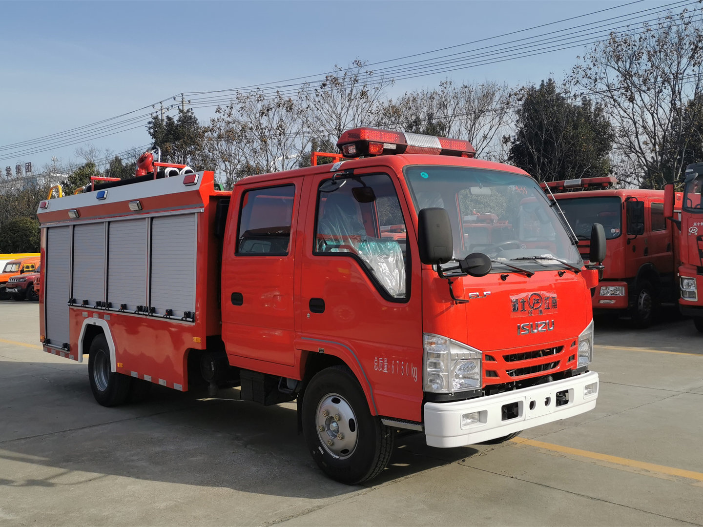 2吨五十铃泡沫消防车