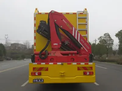 奔驰救险车